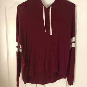🚨SOLD🚨Burgundy Hoodie